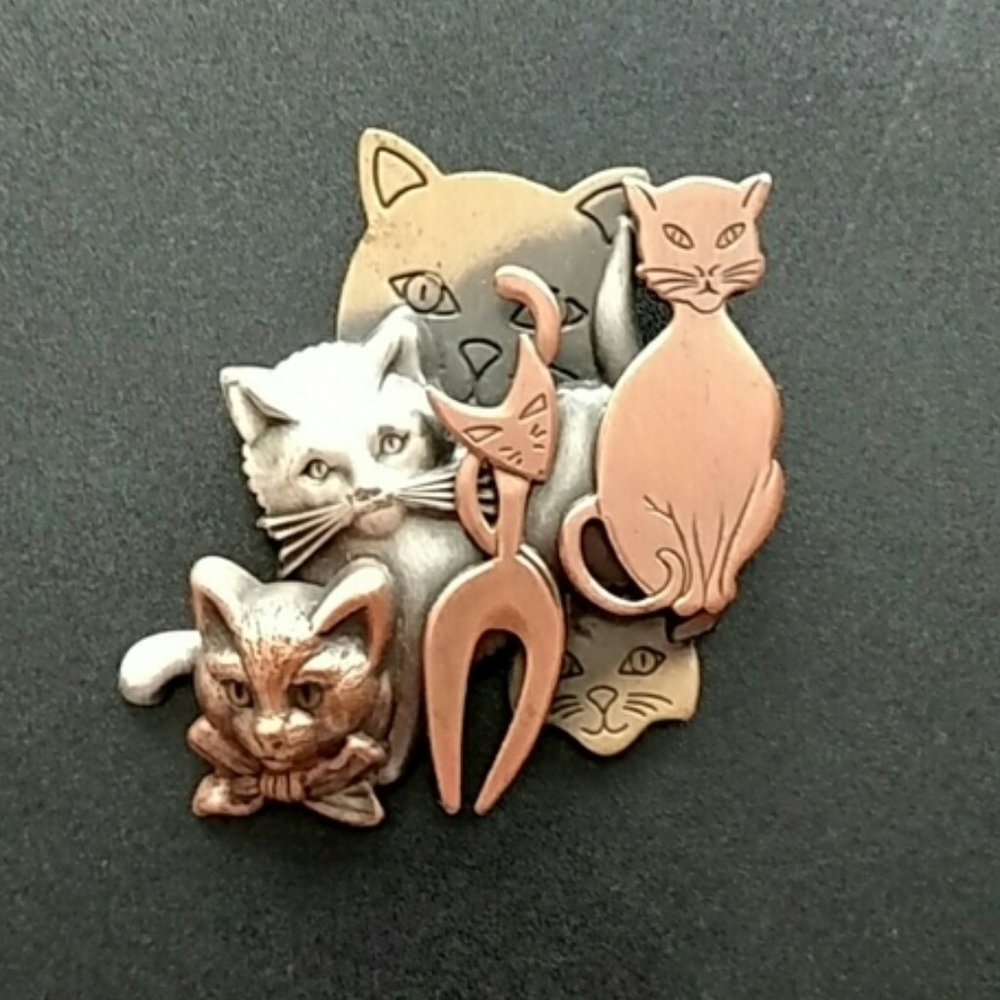 COPY - Cat pin
